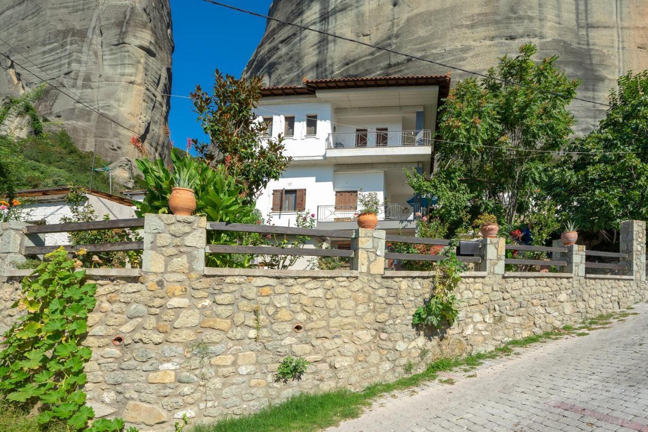 Meteoron Theasis Apartamento Kalabáka Exterior foto